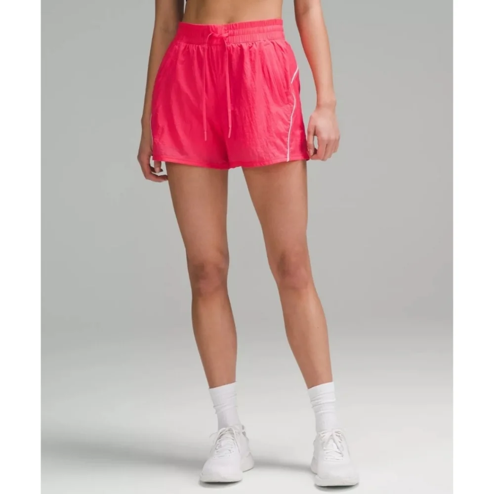 Lululemon Glaze Pink License to Train High Rise Lightweight Nylon Shorts Size 0